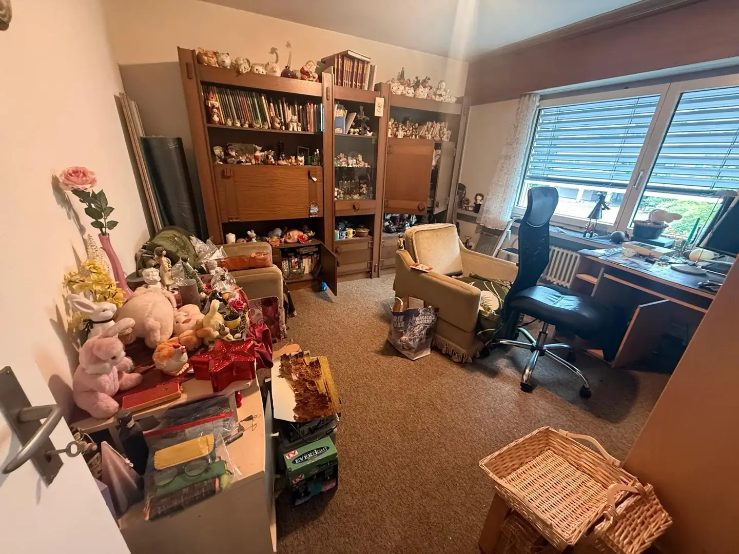 Sammlerzimmer vor der Wohnungsräumung